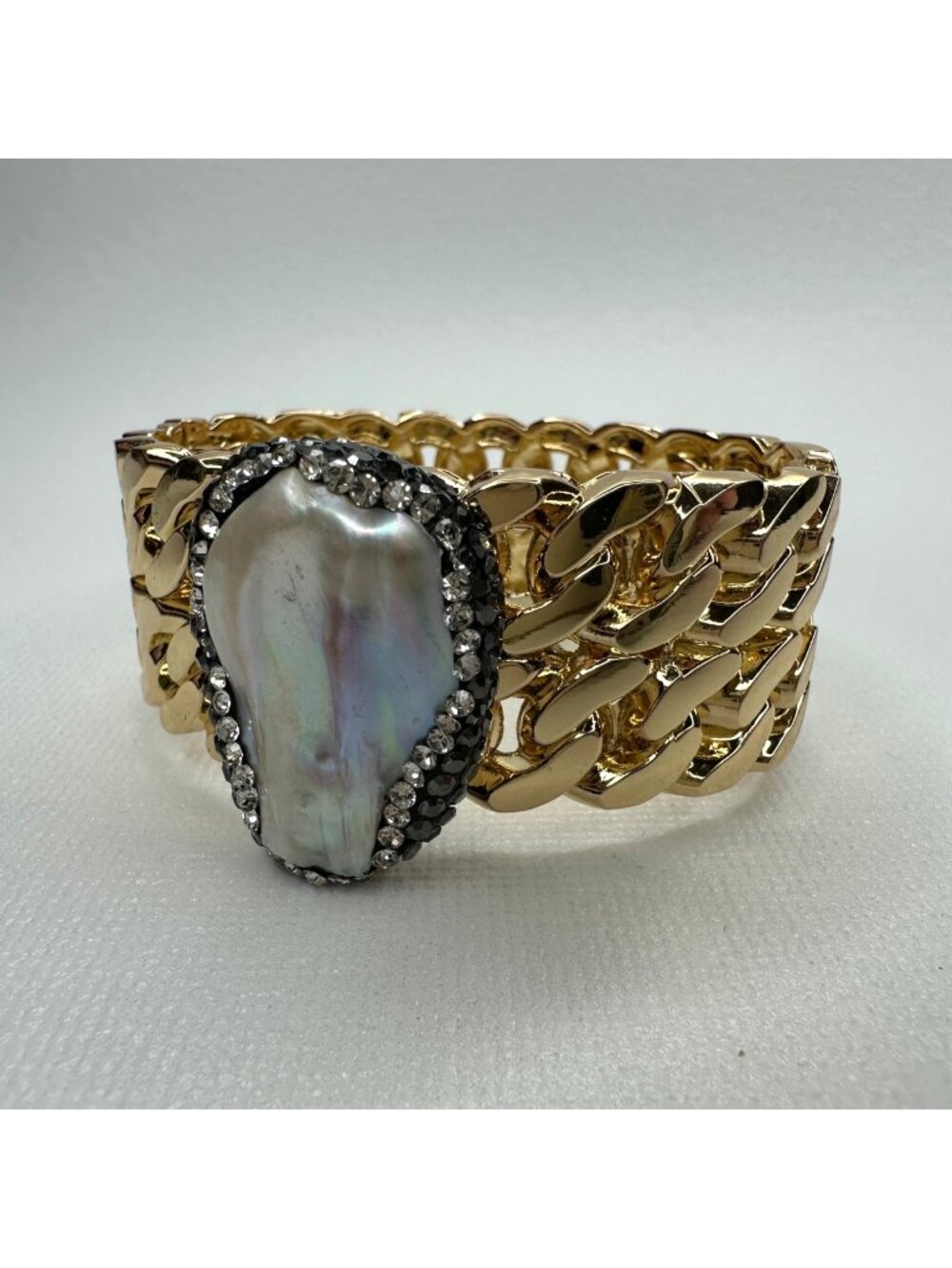 Gold Tone Rhinestone Encrusted Baroque Pearl Curb Chain Cuff Bracelet Glam - Picture 1 of 12